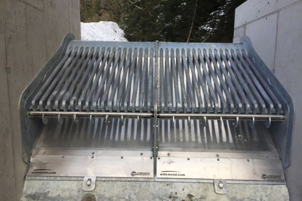 Grizzly Coanda Wild Metal Stahlwasserbau Wasserkraftwerk Grille Coanda